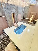 Chrome Hotel & Resort Solo