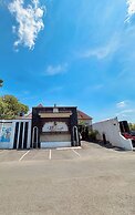 Chrome Hotel & Resort Solo