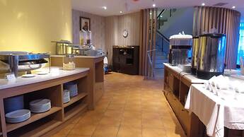 Yunna Hotel