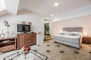 GOLDEN ROYAL Boutique hotel & Spa