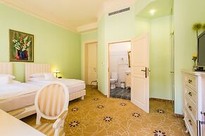 GOLDEN ROYAL Boutique hotel & Spa
