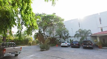 Le Plaza Hotel