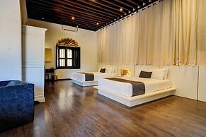 Mesón de Santa Rosa Luxury Hotel