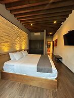 Mesón de Santa Rosa Luxury Hotel