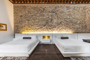 Mesón de Santa Rosa Luxury Hotel