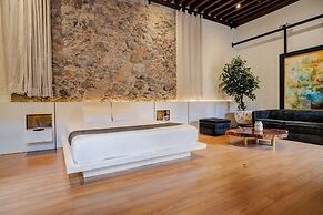 Mesón de Santa Rosa Luxury Hotel