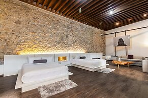 Mesón de Santa Rosa Luxury Hotel