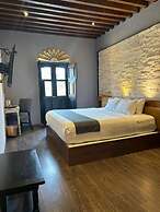 Mesón de Santa Rosa Luxury Hotel