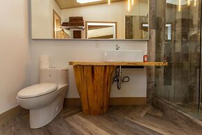 Blackstone B&B