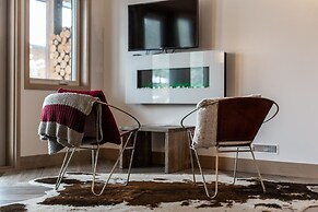 Blackstone B&B