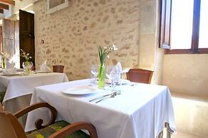 Bennoc Petit Hotel