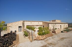 Bennoc Petit Hotel