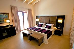 Bennoc Petit Hotel