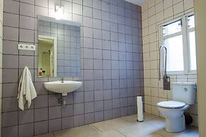 360 Hostel Borne