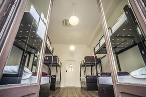 360 Hostel Borne