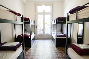 360 Hostel Borne