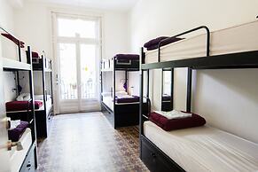 360 Hostel Borne