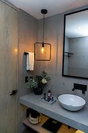 Hotel Black Tower Premium