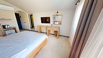 Ünsal Hotel