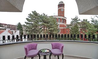 Hotel Vozarev