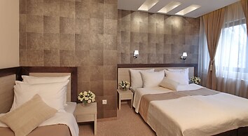 Hotel Vozarev