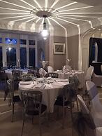 Llwyn Country House