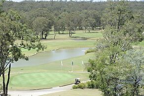 Riverside Oaks Golf Resort