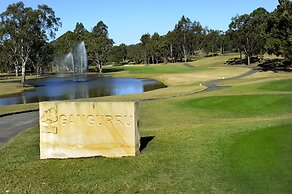 Riverside Oaks Golf Resort