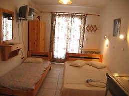 Studios Simos