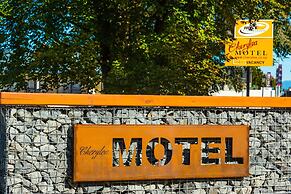 Cherylea Motel