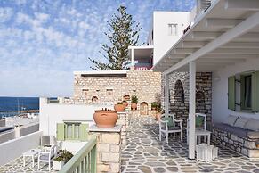 Villa Isabella Studios & Suites