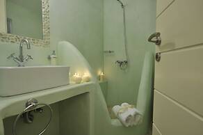 Villa Isabella Studios & Suites