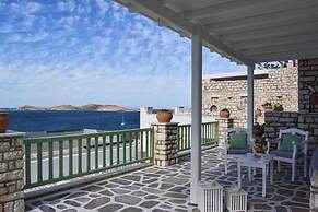 Villa Isabella Studios & Suites