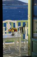 Villa Isabella Studios & Suites
