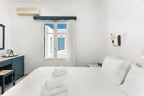 Paros Inn Seafront