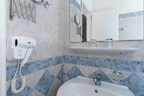 Paros Inn Seafront