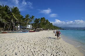 DiveGurus Boracay Beach Resort