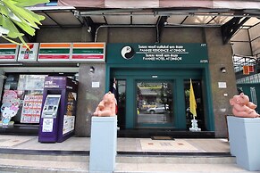 Super OYO 484 Pannee Residence Khaosan (Sha Plus)