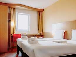Ibis Sofia Airport