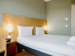 Ibis Sofia Airport