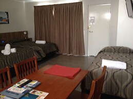 Main Street Motel