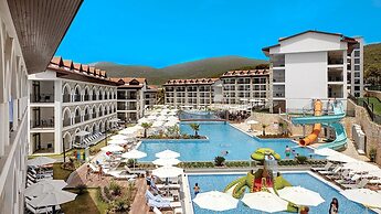 Ramada Resort by Wyndham Akbuk