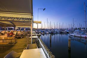 Nightcap at Kawana Waters Hotel