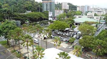 Mandarin Hotel