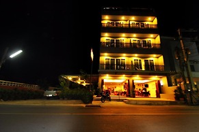 Choophorn House