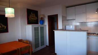 Villaggio Est