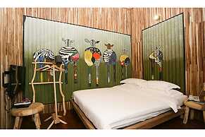 The Happy 8 Retreat @ Old Town