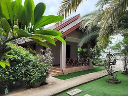 La-or Resort