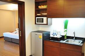 Avion Hotel