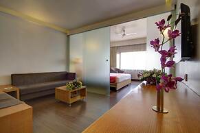 Dolphin Hotel